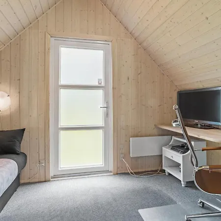 Beautiful In With Kitchen *