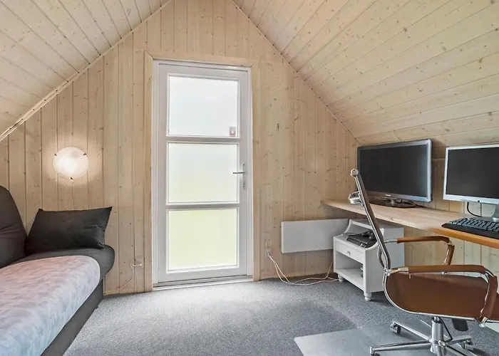 Beautiful In With Kitchen *